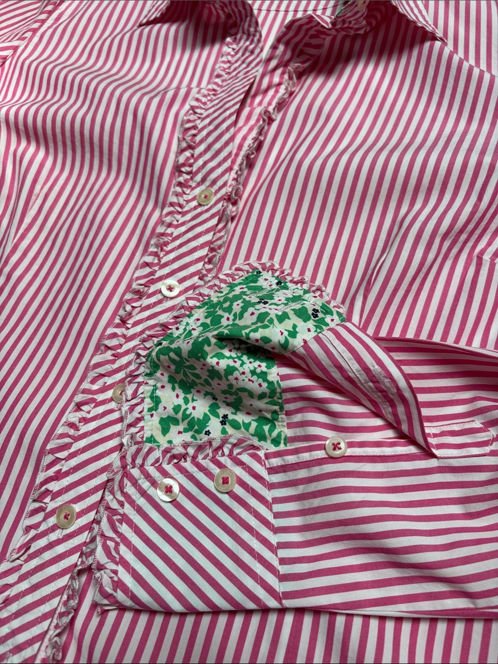 Lily Pulitzer Pink and White Striped Ruffle Button-Up Shirt Size 14 - Picture 4 of 5